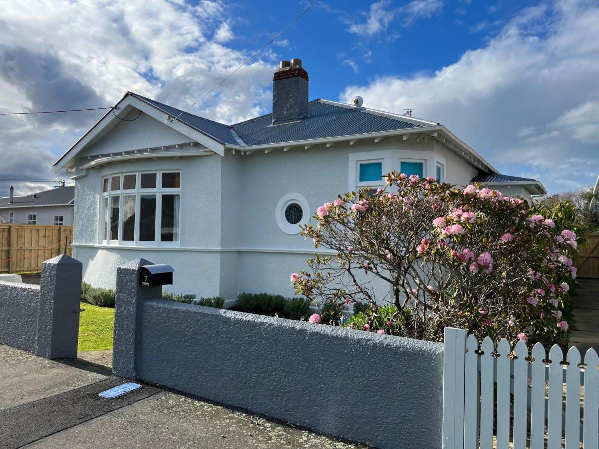 Luxurious Home Close To Beach Dunedin Exterior photo